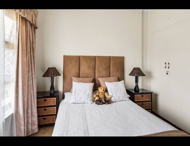 3 BEDROOM HOUSE FOR SALE IN BEACON BAY